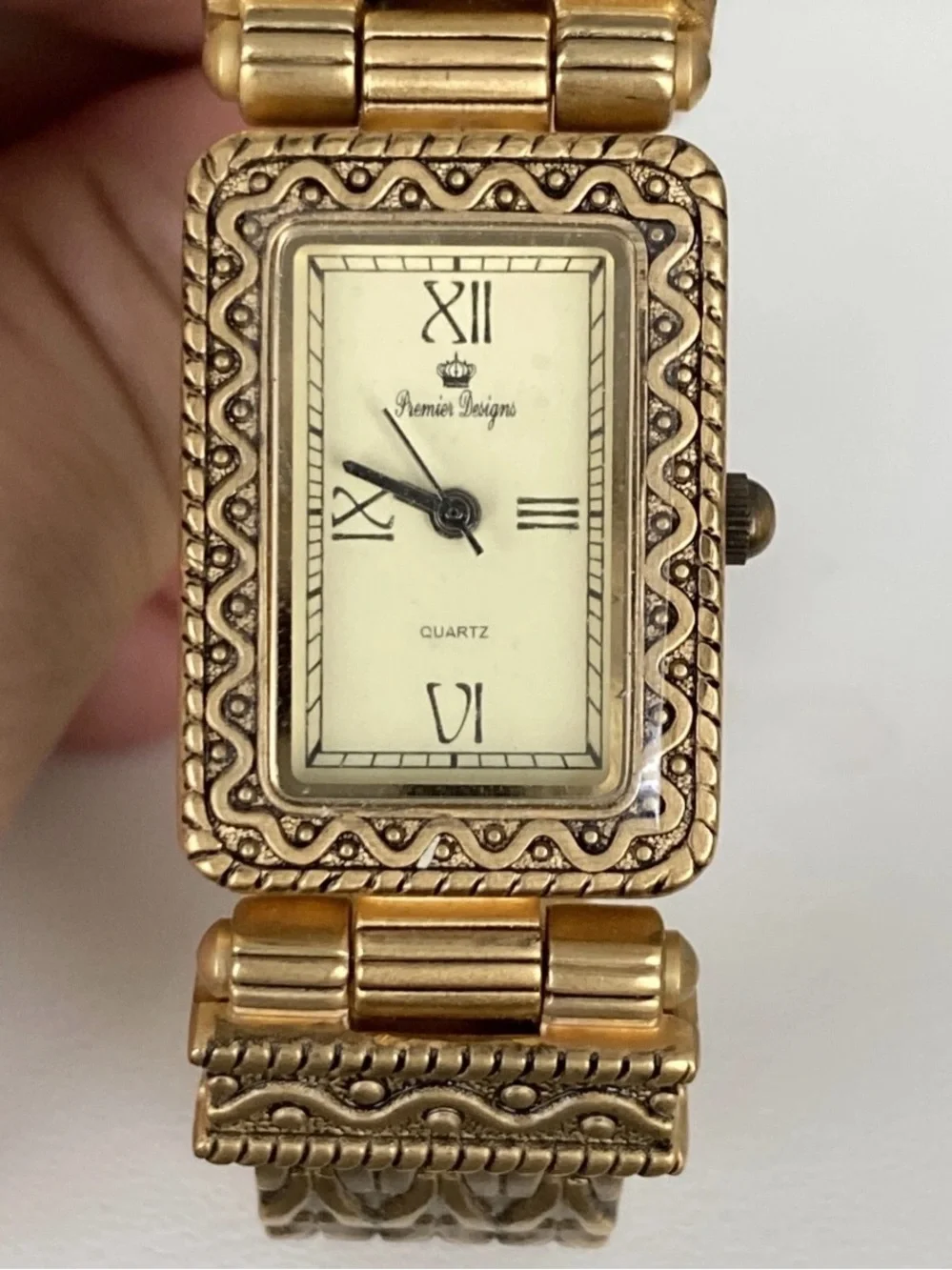 Vintage style watch lot 4 womens Y2k gold silver Waltham premier design Untested